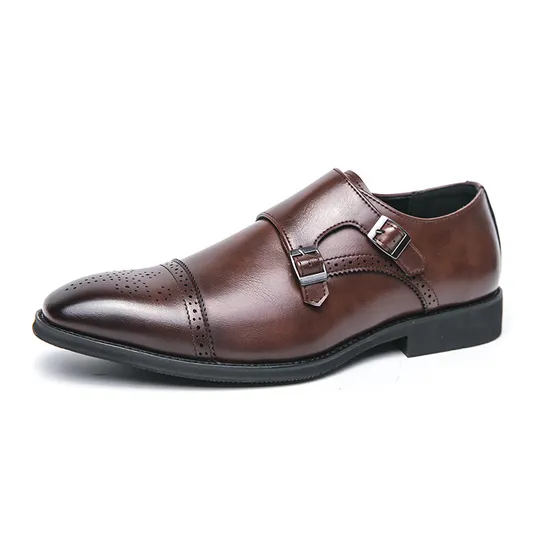 Professional Waterproof Men′s Dress Shoes with Sleek Pointed Design 