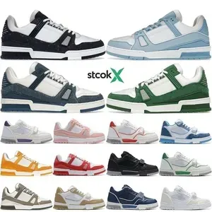Louis Factory Wholesale Design Fashion Men′ S Leather Sneakers Hardsole Lightweight Trendy Shoes Business Casual Shoes 